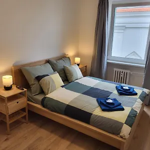 Center - Moderna Rimske Namesti Vi Apartment